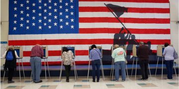 Demokratët akuzojnë Trump për ndërhyrje në zgjedhje: Si funksionon sistemi amerikan dhe pse po rriten tensionet