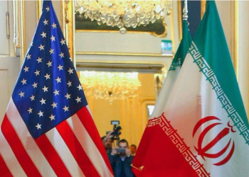 SHBA dhe Irani drejt bisedimeve në Oman mes tensioneve dhe kërcënimeve