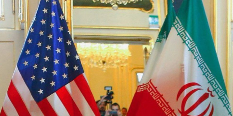 SHBA dhe Irani drejt bisedimeve në Oman mes tensioneve dhe kërcënimeve