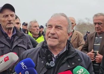 Banorët e Baks-Rrjollit nuk tërhiqen: Paralajmërojnë përshkallëzim të protestave kundër resortit turistik