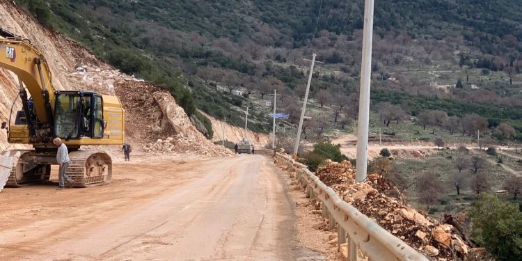 Rrëshqitjet masive mbajnë të bllokuar aksin Librazhd–Përrenjas, ARRSH: Ja rrugët alternative për drejtuesit e mjeteve