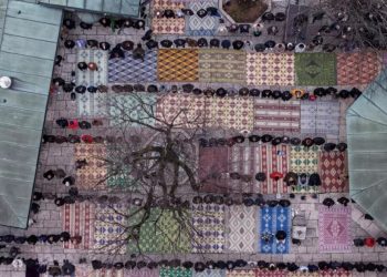 Fitër Bajrami u festua në mbarë botën nën hijen e luftës në Lindjen e Mesme