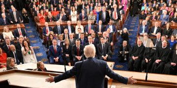 Përçarje në Uashington: Kongresi sfidon Trump për sulmet ndaj Iranit
