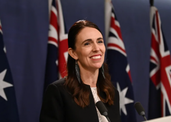 Kriza e heshtur e Zelandës së Re: mijëra qytetarë po emigrojnё, mes tyre edhe ish-kryeministrja Jacinda Ardern