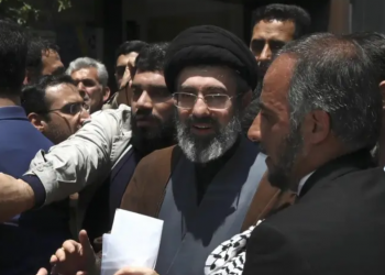 Irani sfidon hapur SHBA-nё dhe emëron Mojtaba Khamenein lider suprem