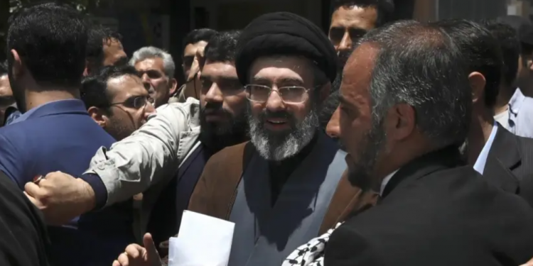 Irani sfidon hapur SHBA-nё dhe emëron Mojtaba Khamenein lider suprem