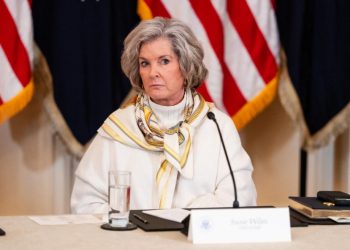 SHBA / Shtëpia e Bardhë: Susie Wiles, shefja e kabinetit të Trump, del me kancer në gji