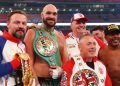 Angli / Tyson Fury “humbet” kundër babait: kampioni rikthehet për të pestën herë nga pensioni, John Fury thotë – Jo