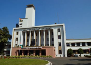 Drama në universitetet më të mira të Indisë: konkurrenca dhe presioni po çojnë studentët drejt vetëvrasjes