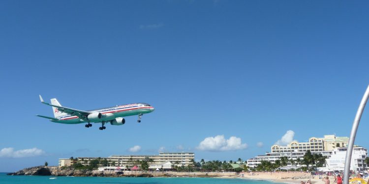 Pushimet verore në rrezik: biletat e avionit pritet të shtrenjtohen dhe fluturimet të anulohen