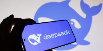 AI misterioz ndez garën globale: “Hunter Alpha” dyshohet si arma sekrete e radhës nga DeepSeek
