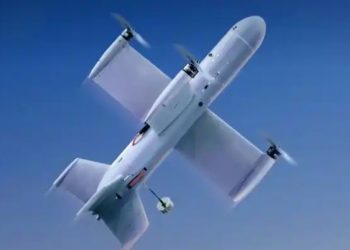 Britania do dërgojë dronë për pastrimin e minave në Hormuz, pёr tё mos ҫuar anije luftarake