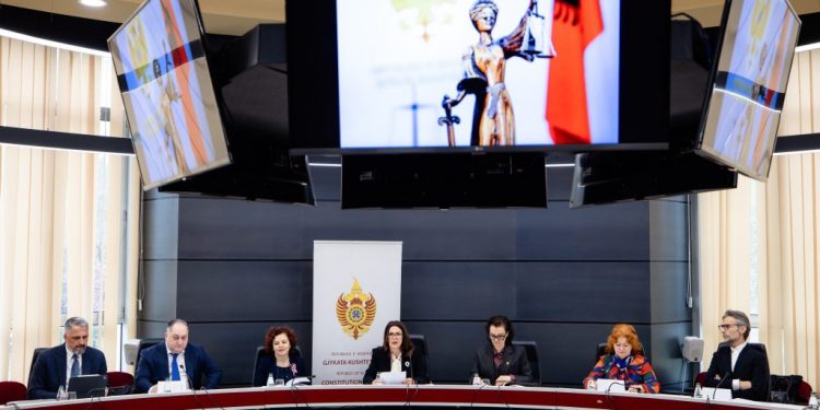 Gjykata Kushtetuese si “Instat”- i qeverisё / Statistikat e njё drejtёsie tё dёshtuar