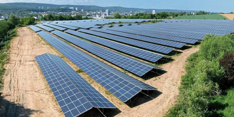 Diellorët zbresin me këmbë në tokë/ Pas euforisë fillestare, bizneset e diellit përballen me realitetin e vështirë të shifrave