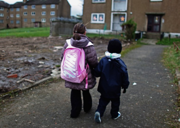 Londra: Qyteti i tё pasurve me fëmijë në kufirin e mbijetesës