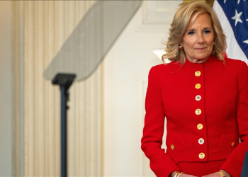 Aksident i pazakontë me armën e shërbimit: vetëplagoset agjenti i sigurisë së ish zonjёs sё parё tё SHBA, Jill Biden