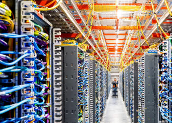 Basti 200 miliardë dollarësh: Amazon po përgatitet të dominojë epokën e inteligjencës artificiale