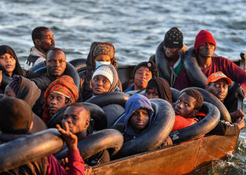 Tragjedi në Mesdhe: 22 emigrantë humbin jetën pas 6 ditësh pa ujë e ushqim