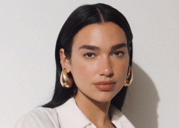 Dua Lipa: Nga kujtimet e fëmijërisë te suksesi global – rrëfimi i sinqertë i yllit të pop-it