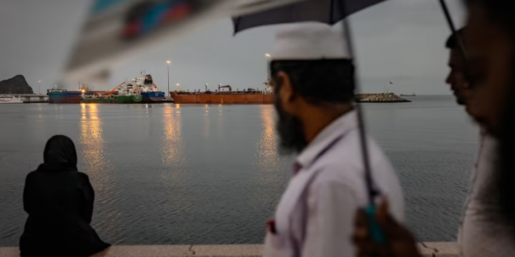 Iranit i rritet oreksi për mbylljen e luftës: vendos “gjobë” për të kaluar në Ngushticën e Hormuzit