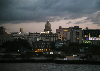 SHBA “tërhiqet” nga bllokada: Tankeri rus me naftë drejt Kubës, shpëton ishullin nga kolapsi energjetik
