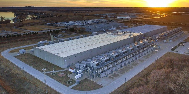 “Etja” e AI për energji po ngroh tokën përreth qendrave të të dhënave