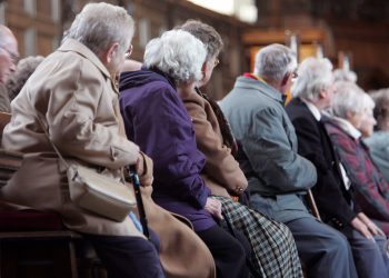 “Lamtumirë pensionit në moshёn 67 vjeҫare?” Britania sinjalizon rritje të re të moshës së daljes në pension