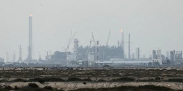 Goditet zemra energjetike e Katarit: sulmi iranian dëmton rëndë impiantin gjigant të gazit në Ras Laffan