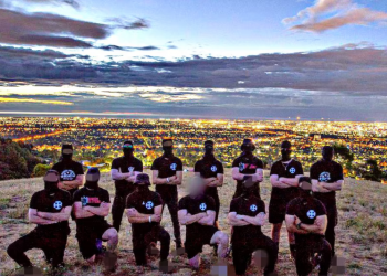 Radikalizimi i adoleshentëve në internet: propaganda supremaciste po përhapet në mbarë botën