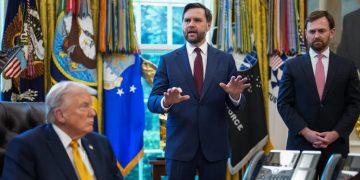 Lufta me Iranin: Trump shtyn vizitën në Kinë, aleatët refuzojnë të dërgojnë anije në Hormuz