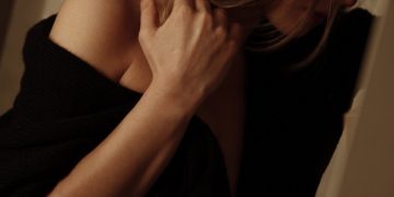 Vetëbesimi mbi trupin nuk mjafton për një jetë seksuale më të mirë