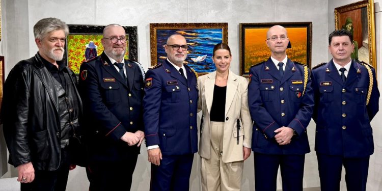“Kuratorёt” e Sigurisë Publike: Agjencia e Aseteve të Sekuestruara hap ekspozitë pikture