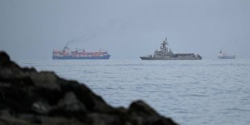 UKMTO – Mbretëria e Bashkuar njofton për bllokimin e Ngushticës së Hormuzit