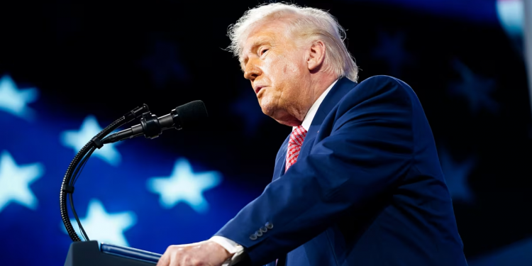 Vetëm 1 në 3 amerikanë beson te plani i Trump për Iranin