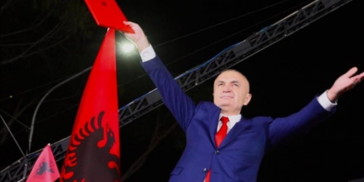 Meta thërret median në gjyq: strategji për ta kthyer procesin në betejë publike?