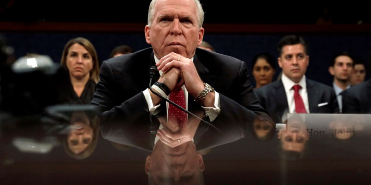 Ish-drejtori i CIA-s kërkon largimin e Trump: “Amendamenti i 25-të duket sikur është shkruar për të”