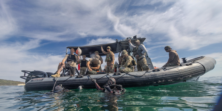 “Koalicioni i të Gatshmëve të Hormuzit” – Samit në Paris mbi pastrimin e minave