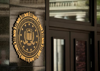 Departamenti i Drejtësisë largon prokuroren që hetonte ish-drejtorin e CIA