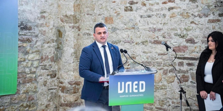 Bashkia Gjirokastër reagon: Nuk jemi të infektuar me HIV/AIDS