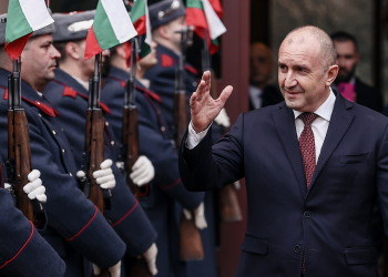 Bullgaria voton ndryshimin: Rumen Radev fiton bindshëm dhe merr shumicën në parlament