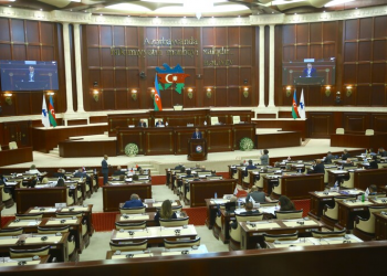 Baku i mbyll derën Parlamentit Europian: “Shpifje, ndërhyrje dhe politikë anti-Azerbajxhan”