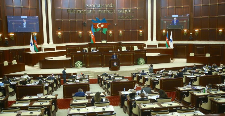 Baku i mbyll derën Parlamentit Europian: “Shpifje, ndërhyrje dhe politikë anti-Azerbajxhan”