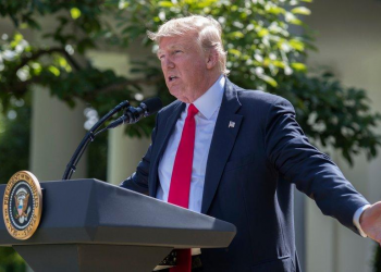 Tarifa, luftë dhe përplasje me aleatët: lëvizjet e papritura të Trump turbullojnё pa pushim skenën globale