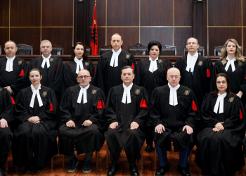 “Arresti në burg nuk është më rutinë”: Gjykata e Lartë vendos standarde të reja dhe kufizon praktikën automatike të paraburgimit