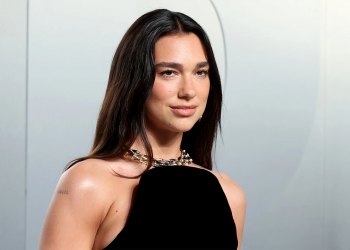 Dua Lipa padit Samsungun: Kërkon 15 milionë dollarë për përdorimin e imazhit të saj pa leje