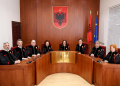 “Raiffeisen Bank” sh.a. apo sh.p.k.? Si e ngatërroi Gjykata Kushtetuese bankën në vendimin e saj