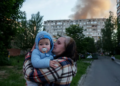 Ukraina nën zjarr: Të paktën 22 të vrarë në sulmin më të madh rus të ditëve të fundit