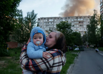 Ukraina nën zjarr: Të paktën 22 të vrarë në sulmin më të madh rus të ditëve të fundit