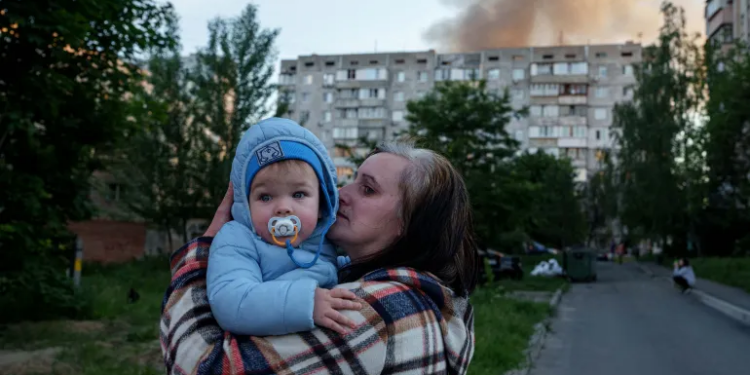 Ukraina nën zjarr: Të paktën 22 të vrarë në sulmin më të madh rus të ditëve të fundit