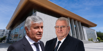 “Duka” i avokatisë thyen rekordin – 30 vjet në post drejtues: Maks Haxhia zgjidhet për të tetën herë kreu i avokatëve të Shqipërisë